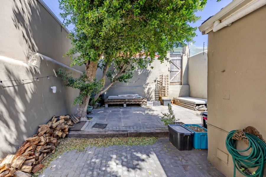 3 Bedroom Property for Sale in Woodstock Western Cape